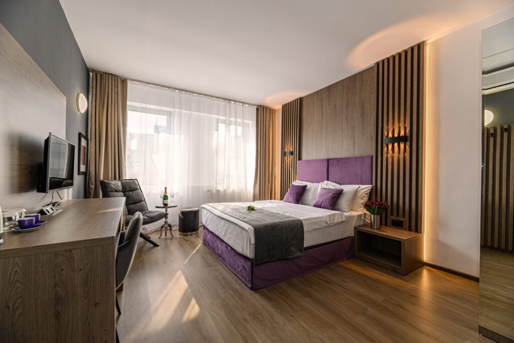 Silver main evening NZ7_5820