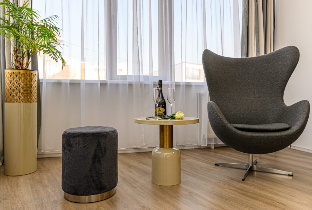 pLATINUM gOLD NZ7_6006