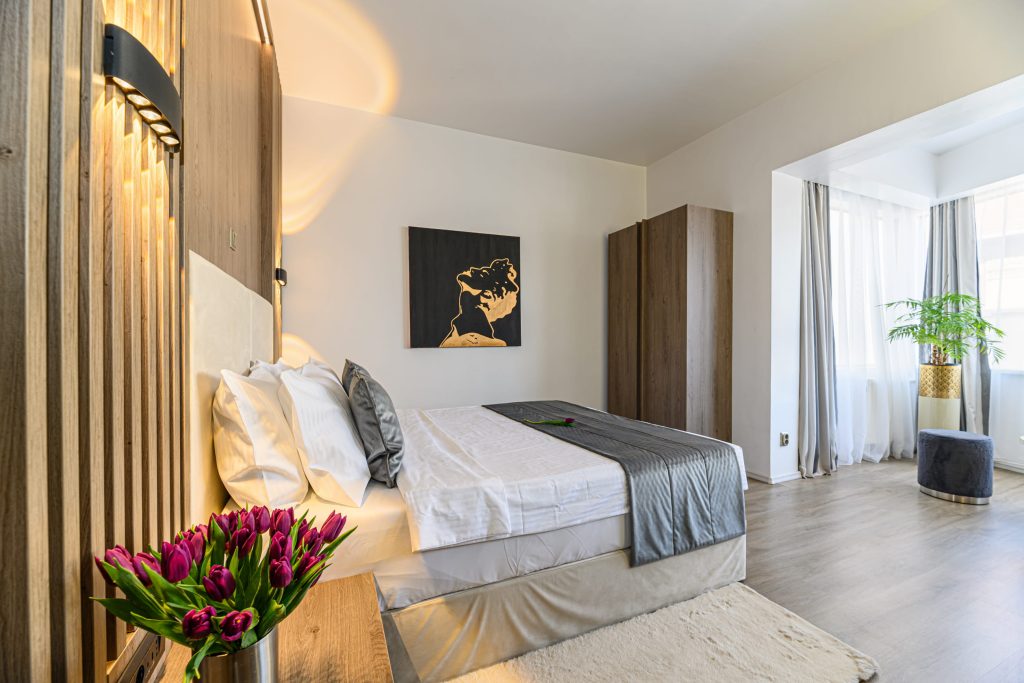 Gold and Platinum NZ7_5925